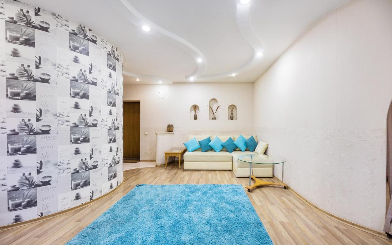 Appartamento На Палаце Спорта Kiev Esterno foto