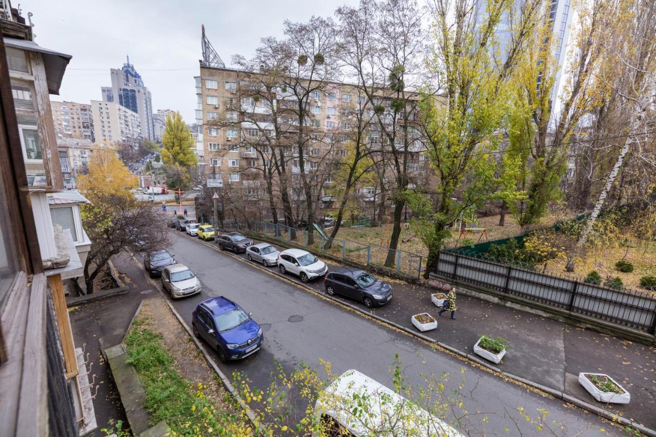 Appartamento На Палаце Спорта Kiev Esterno foto